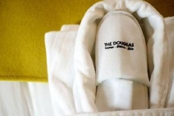The Douglas Hotel (North Ayrshire)